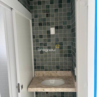 Casa com 138m², 3 quartos (sendo 1 suíte), 2 garagens, no bairro Ingleses em Florianópolis