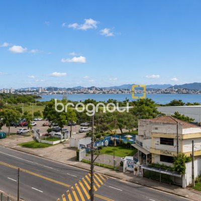 Apartamento com 125m², 3 quartos (sendo 1 suíte), 2 garagens, no bairro Coqueiros em Florianópolis