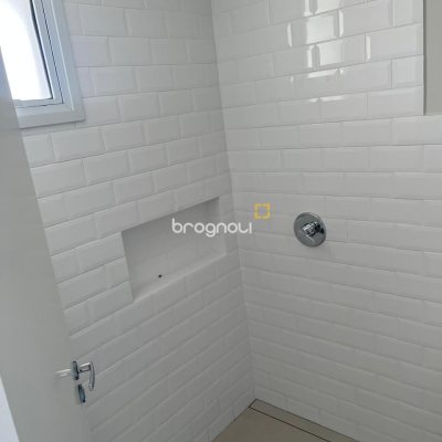 Casa com 138m², 3 quartos (sendo 1 suíte), 2 garagens, no bairro Ingleses em Florianópolis