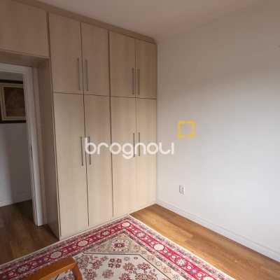 Apartamento com 78m², 2 quartos, no bairro Centro em Florianópolis
