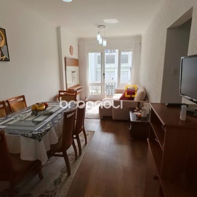 Apartamento com 78m², 2 quartos, no bairro Centro em Florianópolis