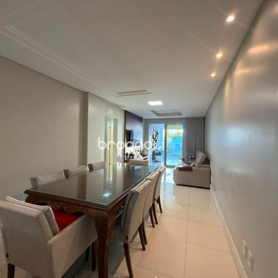 Apartamento com 119m², 3 quartos (sendo 3 suítes), 2 garagens, no bairro Nossa Senhora do Rosário em São José