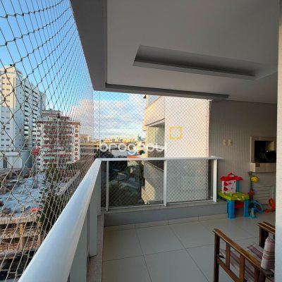 Apartamento com 119m², 3 quartos (sendo 3 suítes), 2 garagens, no bairro Nossa Senhora do Rosário em São José