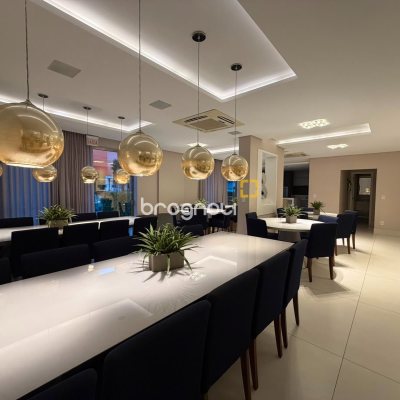 Apartamento com 119m², 3 quartos (sendo 3 suítes), 2 garagens, no bairro Nossa Senhora do Rosário em São José