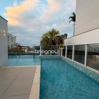 Apartamento com 119m², 3 quartos (sendo 3 suítes), 2 garagens, no bairro Nossa Senhora do Rosário em São José