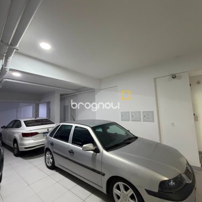 Apartamento com 119m², 3 quartos (sendo 3 suítes), 2 garagens, no bairro Nossa Senhora do Rosário em São José