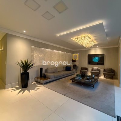 Apartamento com 119m², 3 quartos (sendo 3 suítes), 2 garagens, no bairro Nossa Senhora do Rosário em São José