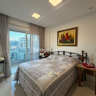 Apartamento com 119m², 3 quartos (sendo 3 suítes), 2 garagens, no bairro Nossa Senhora do Rosário em São José
