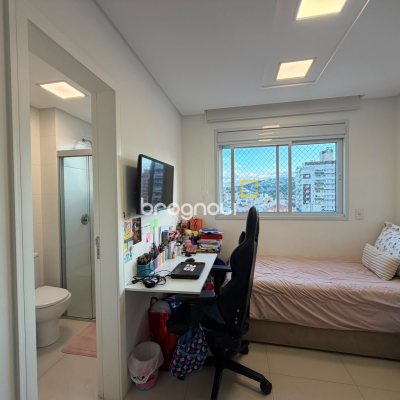 Apartamento com 119m², 3 quartos (sendo 3 suítes), 2 garagens, no bairro Nossa Senhora do Rosário em São José