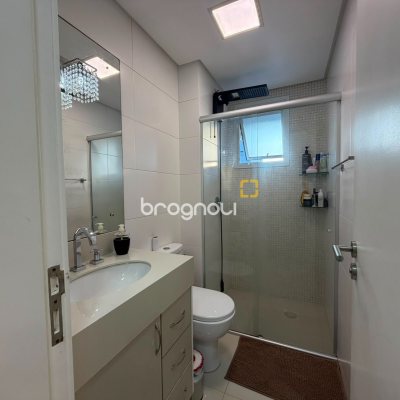 Apartamento com 119m², 3 quartos (sendo 3 suítes), 2 garagens, no bairro Nossa Senhora do Rosário em São José
