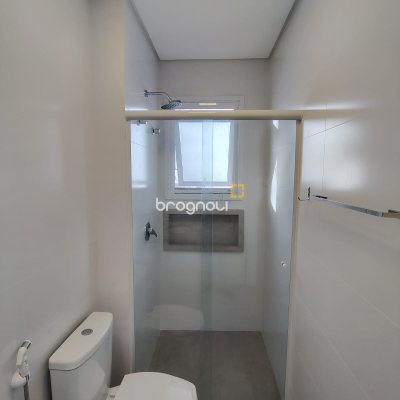Apartamento com 90m², 2 quartos (sendo 2 suítes), 1 garagem, no bairro Cachoeira do Bom Jesus em Florianópolis