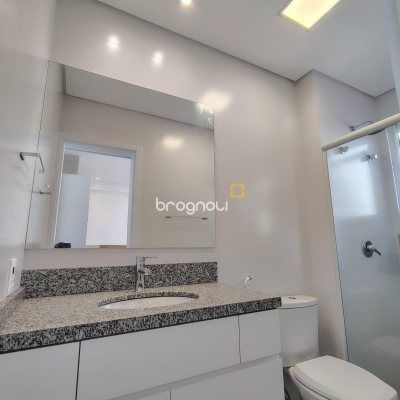 Apartamento com 90m², 2 quartos (sendo 2 suítes), 1 garagem, no bairro Cachoeira do Bom Jesus em Florianópolis