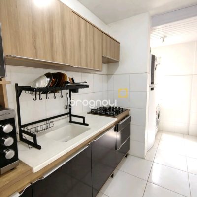Apartamento com 58m², 2 quartos, 1 garagem, no bairro Balneário em Florianópolis