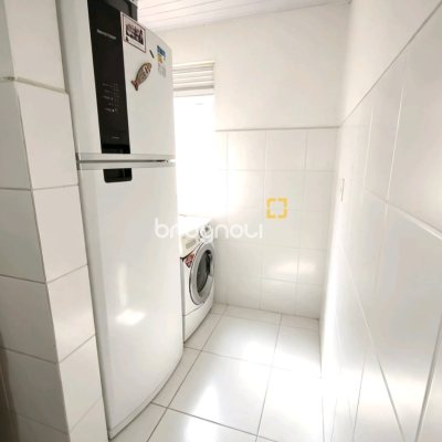 Apartamento com 58m², 2 quartos, 1 garagem, no bairro Balneário em Florianópolis