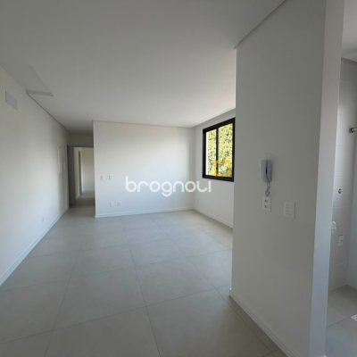 Apartamento com 59m², 2 quartos (sendo 1 suíte), 1 garagem, no bairro Coqueiros em Florianópolis