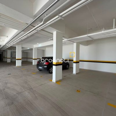Apartamento com 59m², 2 quartos (sendo 1 suíte), 1 garagem, no bairro Coqueiros em Florianópolis