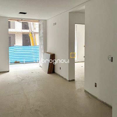 Apartamento com 51m², 1 quarto, 1 garagem, no bairro Campeche em Florianópolis
