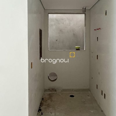 Apartamento com 51m², 1 quarto, 1 garagem, no bairro Campeche em Florianópolis