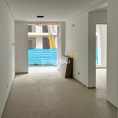 Apartamento com 51m², 1 quarto, 1 garagem, no bairro Campeche em Florianópolis
