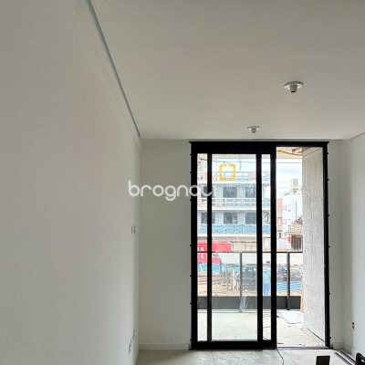 Apartamento com 51m², 1 quarto, 1 garagem, no bairro Campeche em Florianópolis