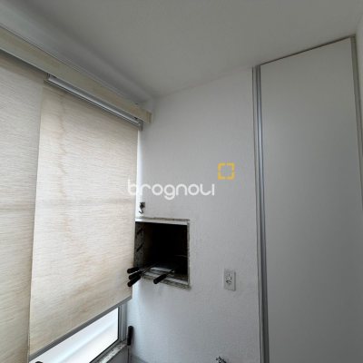 Apartamento com 66m², 2 quartos (sendo 1 suíte), 1 garagem, no bairro Canasvieiras em Florianópolis