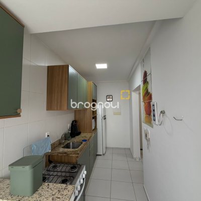 Apartamento com 66m², 2 quartos (sendo 1 suíte), 1 garagem, no bairro Canasvieiras em Florianópolis