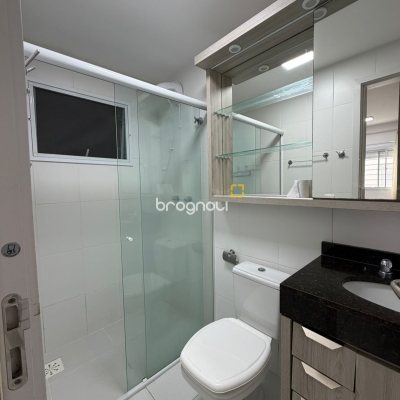 Apartamento com 66m², 2 quartos (sendo 1 suíte), 1 garagem, no bairro Canasvieiras em Florianópolis