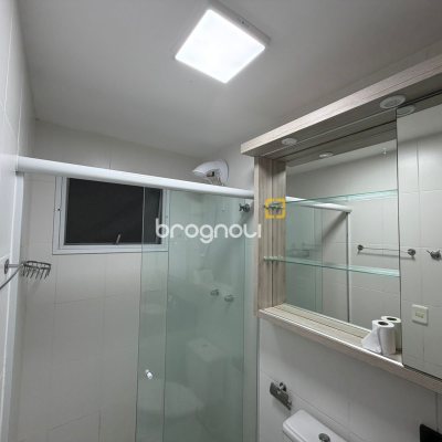 Apartamento com 66m², 2 quartos (sendo 1 suíte), 1 garagem, no bairro Canasvieiras em Florianópolis