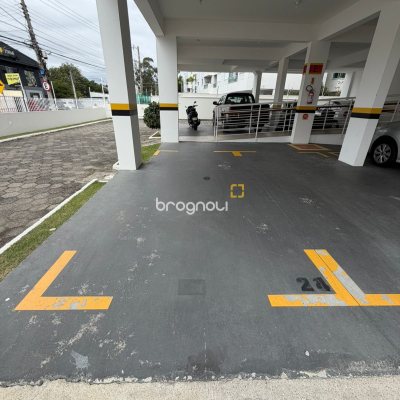 Apartamento com 66m², 2 quartos (sendo 1 suíte), 1 garagem, no bairro Canasvieiras em Florianópolis