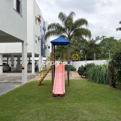 Apartamento com 66m², 2 quartos (sendo 1 suíte), 1 garagem, no bairro Canasvieiras em Florianópolis