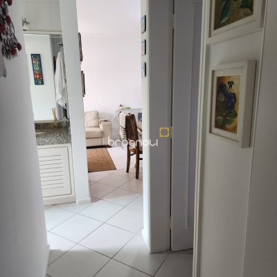 Apartamento com 71m², 2 quartos (sendo 1 suíte), 1 garagem, no bairro Cachoeira do Bom Jesus em Florianópolis
