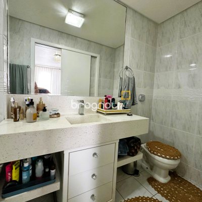 Apartamento com 108m², 3 quartos (sendo 1 suíte), 1 garagem, no bairro Kobrasol em São José