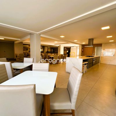 Apartamento com 108m², 3 quartos (sendo 1 suíte), 1 garagem, no bairro Kobrasol em São José