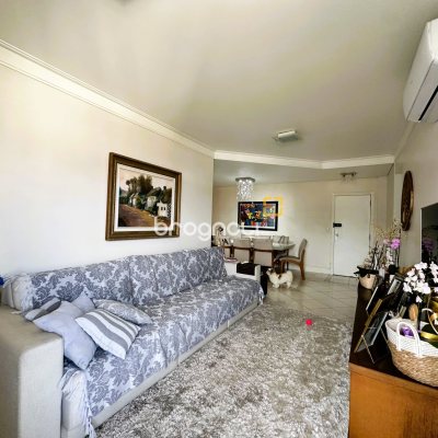 Apartamento com 108m², 3 quartos (sendo 1 suíte), 1 garagem, no bairro Kobrasol em São José