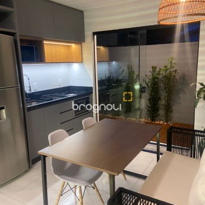 Apartamento com 62m², 2 quartos, 1 garagem, no bairro Campeche em Florianópolis