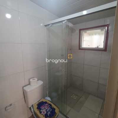 Casa com 141m², 4 quartos, 6 garagens, no bairro Tapera da Base em Florianópolis