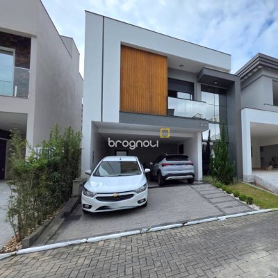 Casa de Condomínio com 184m², 3 quartos (sendo 2 suítes), 2 garagens, no bairro Beira Rio em Biguaçu