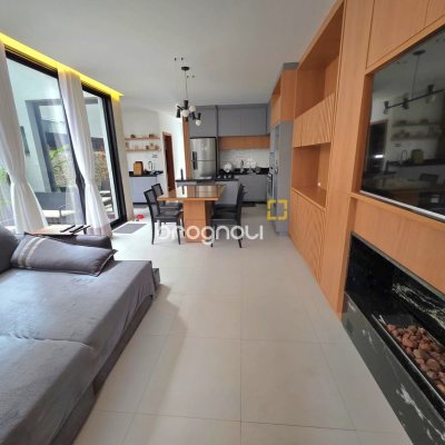 Casa de Condomínio com 184m², 3 quartos (sendo 2 suítes), 2 garagens, no bairro Beira Rio em Biguaçu