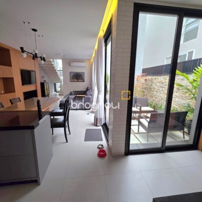 Casa de Condomínio com 184m², 3 quartos (sendo 2 suítes), 2 garagens, no bairro Beira Rio em Biguaçu