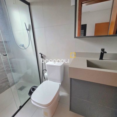 Casa de Condomínio com 184m², 3 quartos (sendo 2 suítes), 2 garagens, no bairro Beira Rio em Biguaçu