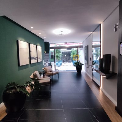 Apartamento com 105m², 3 quartos (sendo 3 suítes), 2 garagens, no bairro Jurerê em Florianópolis