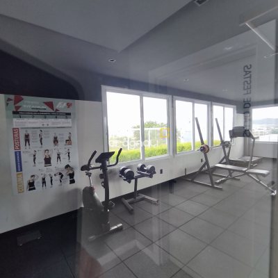 Apartamento com 105m², 3 quartos (sendo 3 suítes), 2 garagens, no bairro Jurerê em Florianópolis