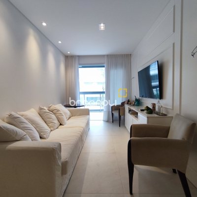 Apartamento com 105m², 3 quartos (sendo 3 suítes), 2 garagens, no bairro Jurerê em Florianópolis