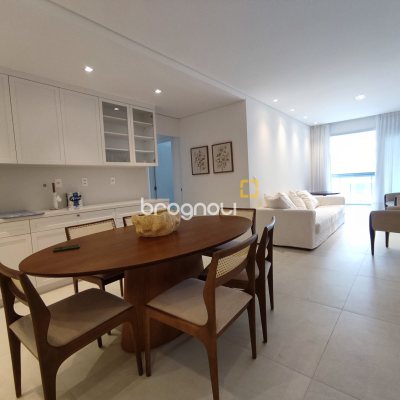 Apartamento com 105m², 3 quartos (sendo 3 suítes), 2 garagens, no bairro Jurerê em Florianópolis