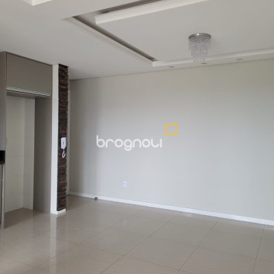 Apartamento com 73m², 3 quartos (sendo 1 suíte), 1 garagem, no bairro Pagani em Palhoça