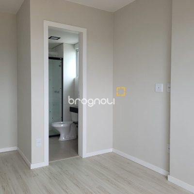 Apartamento com 73m², 3 quartos (sendo 1 suíte), 1 garagem, no bairro Pagani em Palhoça