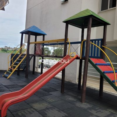 Apartamento com 73m², 3 quartos (sendo 1 suíte), 1 garagem, no bairro Pagani em Palhoça