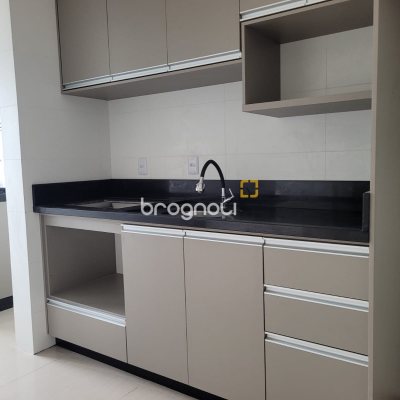 Apartamento com 73m², 3 quartos (sendo 1 suíte), 1 garagem, no bairro Pagani em Palhoça