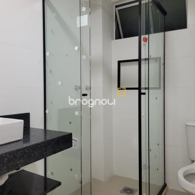Apartamento com 73m², 3 quartos (sendo 1 suíte), 1 garagem, no bairro Pagani em Palhoça