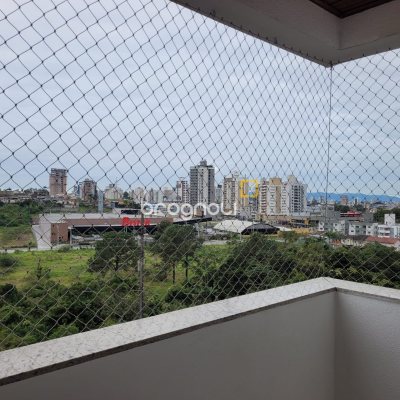 Apartamento com 73m², 3 quartos (sendo 1 suíte), 1 garagem, no bairro Pagani em Palhoça